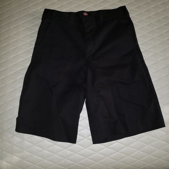 Shorts - Picture 2 of 2